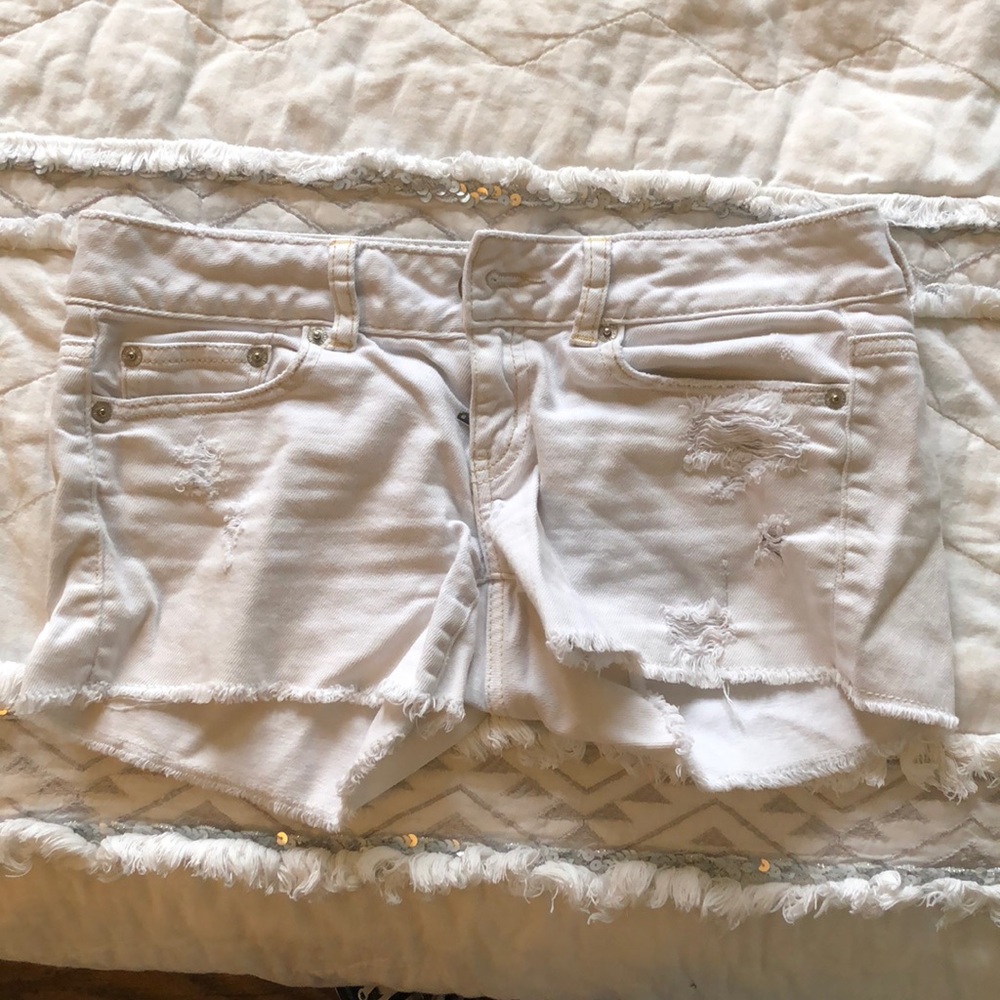 White American Eagle Shorts
